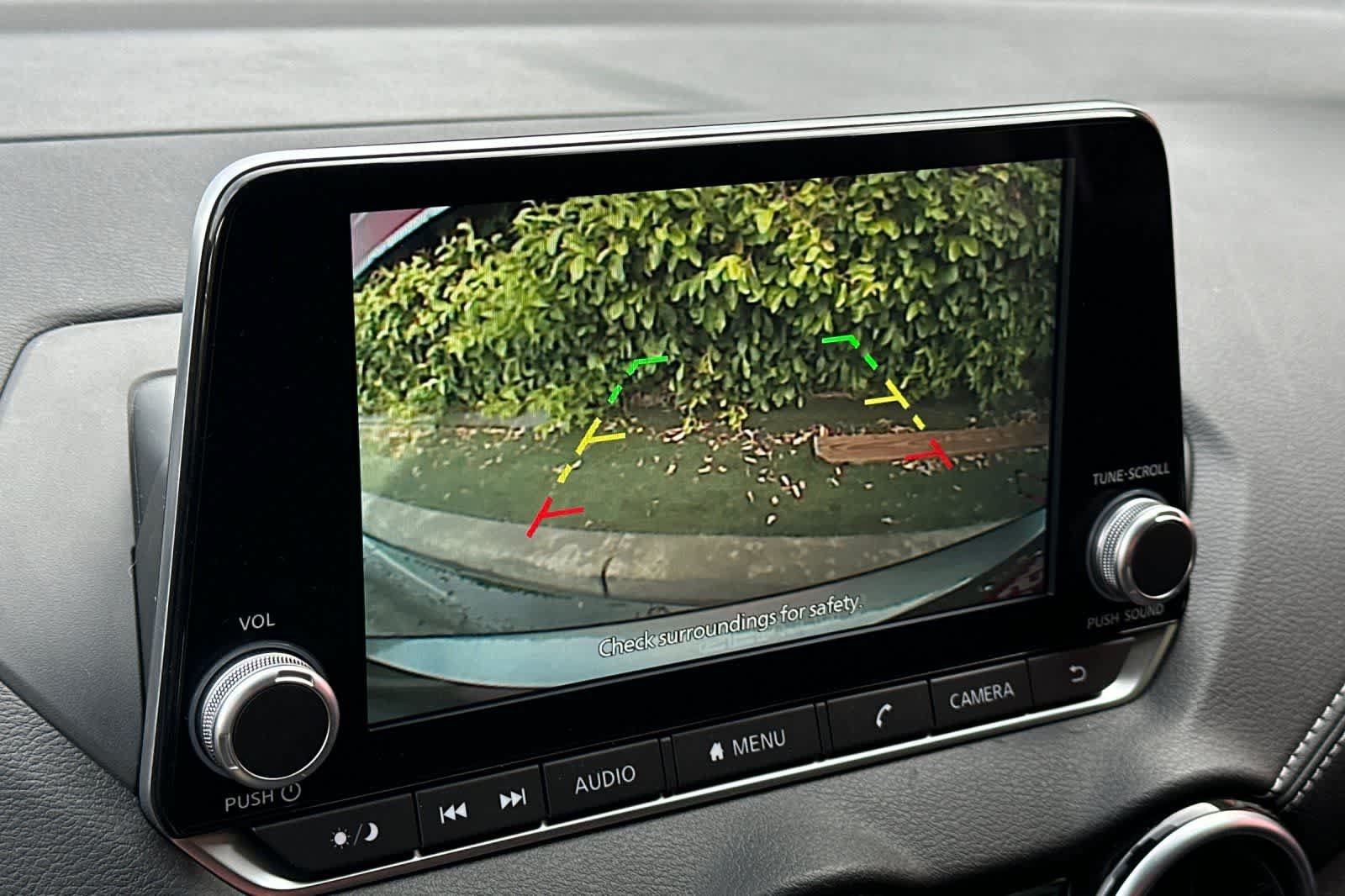 Certified 2025 Nissan Sentra SV FWD image 20