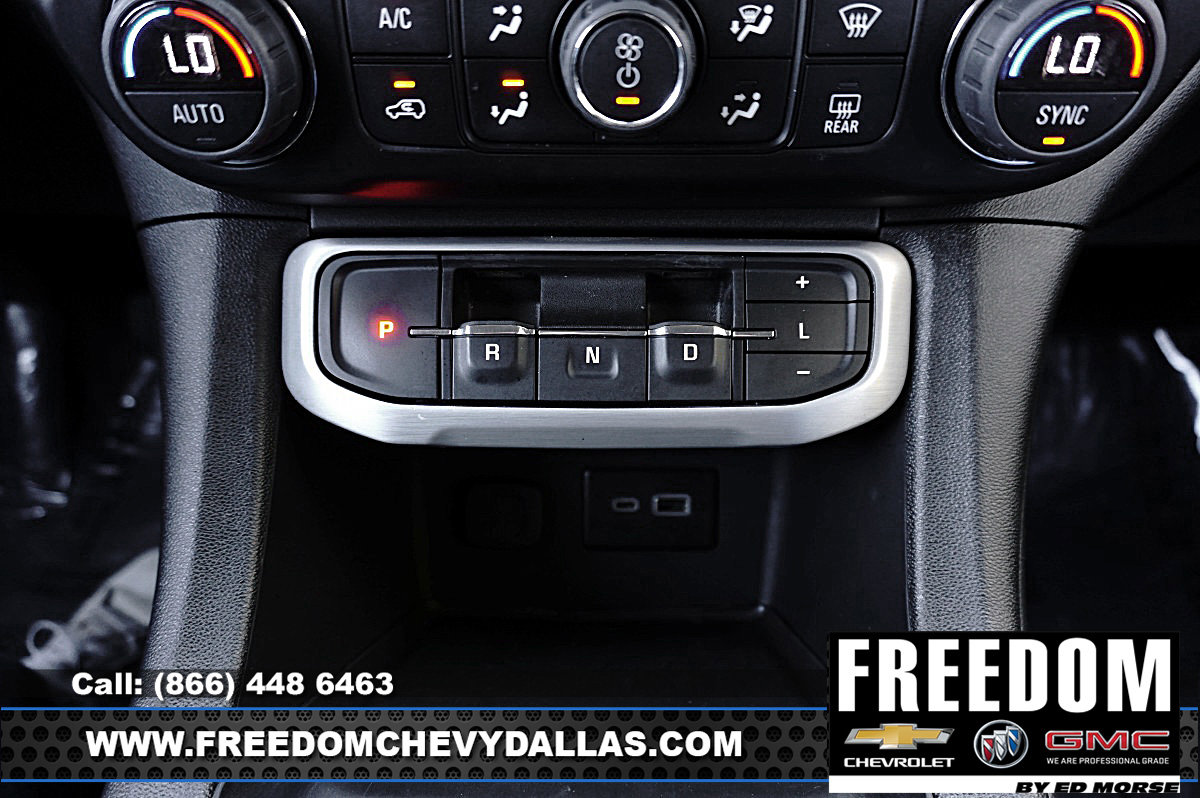 Used 2023 GMC Acadia SLE image 19