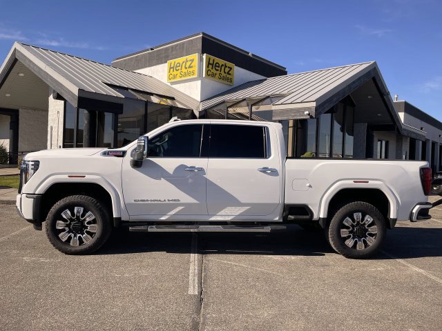 Used 2026 GMC Sierra 3500 Denali w/ Denali Reserve Package AWD/4WD image 1