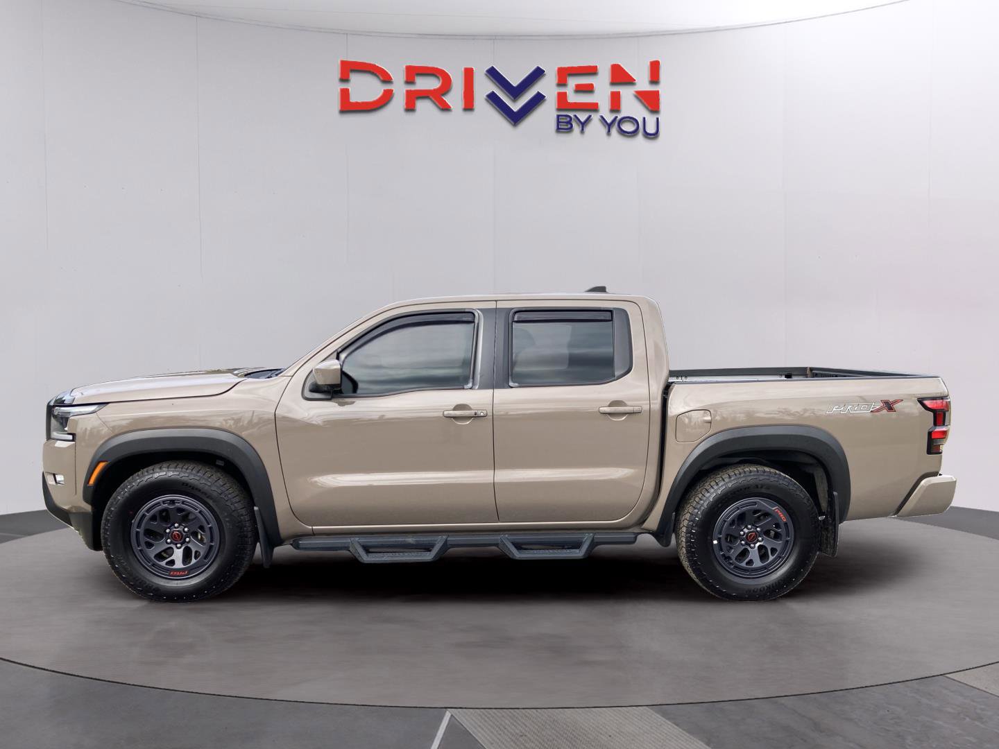 Used 2023 Nissan Frontier Pro-X w/ Pro Convenience Package image 3