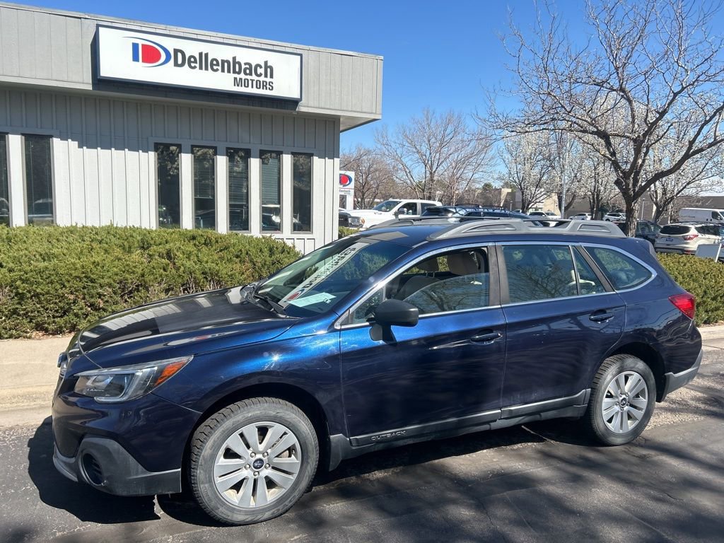 Used 2018 Subaru Outback 2.5i AWD/4WD image 1