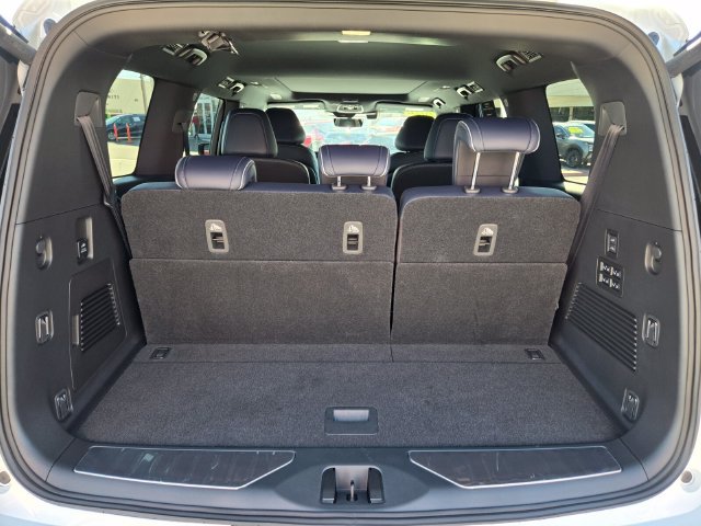 Certified 2026 INFINITI QX80 4WD image 21