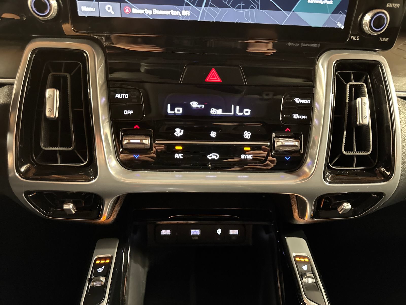 Certified 2023 Kia Sorento SX AWD/4WD image 25