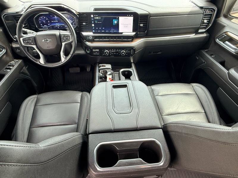 Used 2022 Chevrolet Silverado 1500 LT Trail Boss w/ Convenience Package II AWD/4WD image 33
