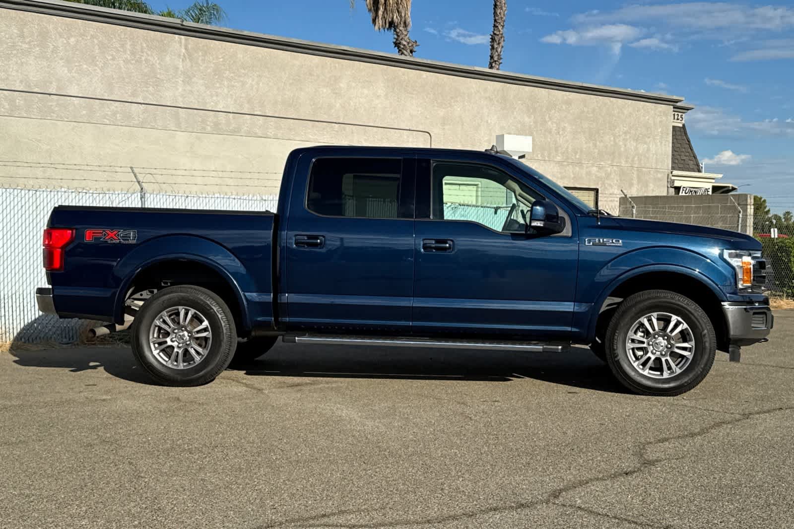 Used 2019 Ford F150 Lariat w/ Equipment Group 501A Mid AWD/4WD image 6