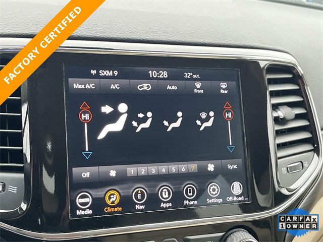 Certified 2022 Jeep Grand Cherokee Laredo E image 32