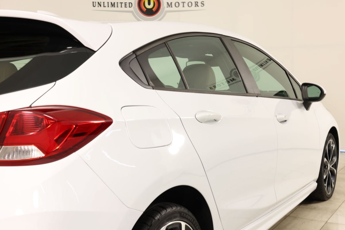 Used 2019 Chevrolet Cruze Premier w/ Sun And Sound Package FWD image 43