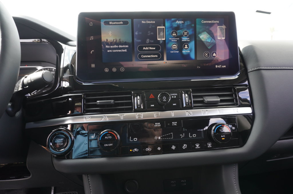New 2026 Nissan Pathfinder SV FWD image 20