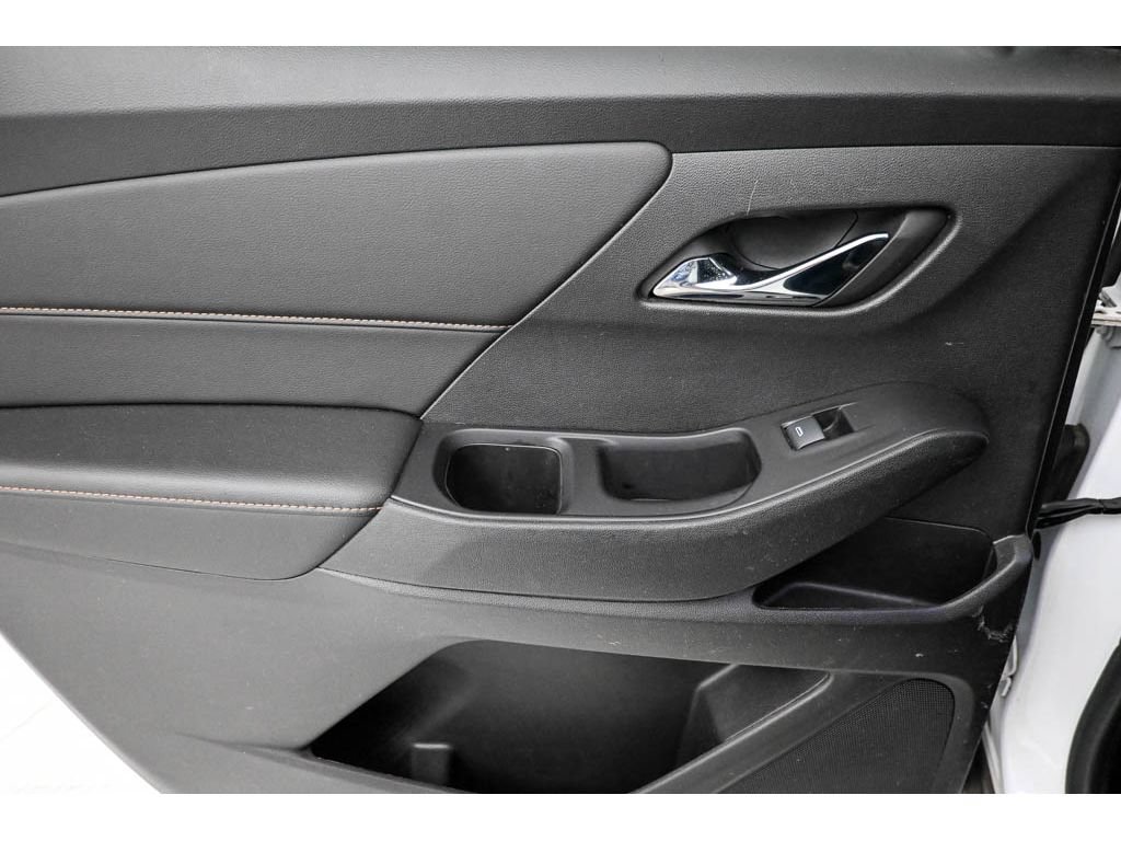 Used 2019 Chevrolet Traverse LS AWD/4WD image 28