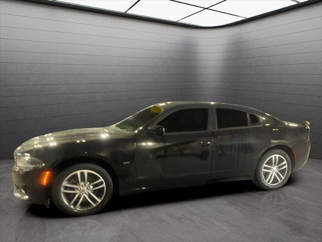 Used 2018 Dodge Charger GT image 2