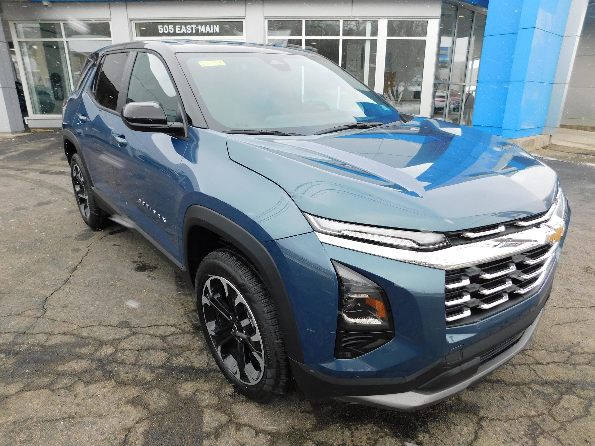 New 2026 Chevrolet Equinox LT w/ Convenience Package II image 13