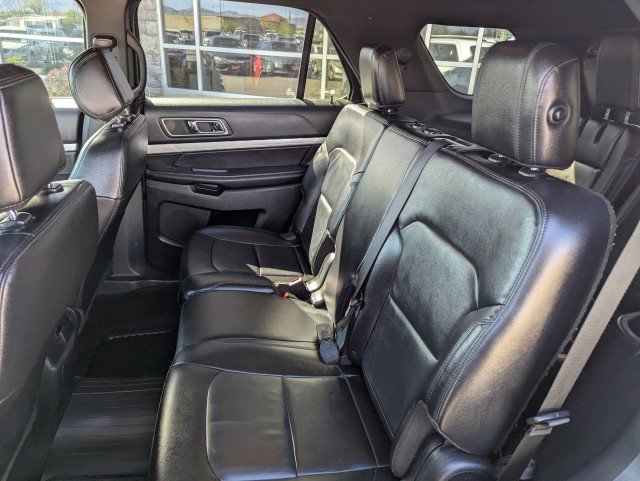 Used 2016 Ford Explorer XLT w/ Equipment Group 202A image 23