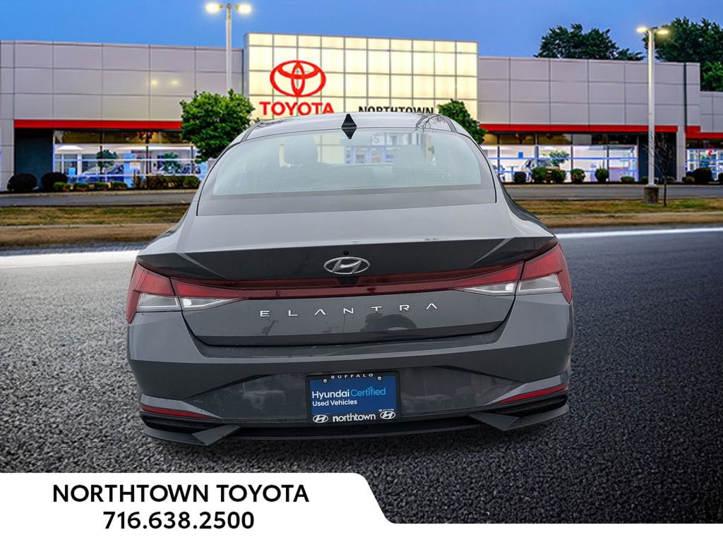 Used 2023 Hyundai Elantra SEL FWD image 14
