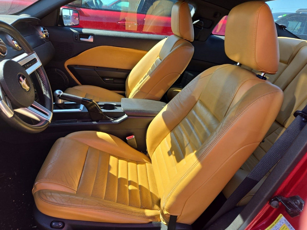 Used 2007 Ford Mustang GT RWD image 11