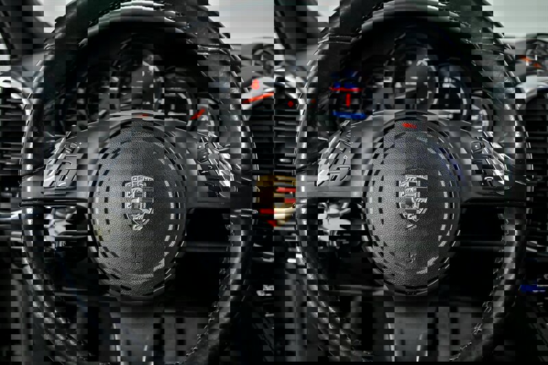 Used 2014 Porsche Cayenne Platinum Edition image 26