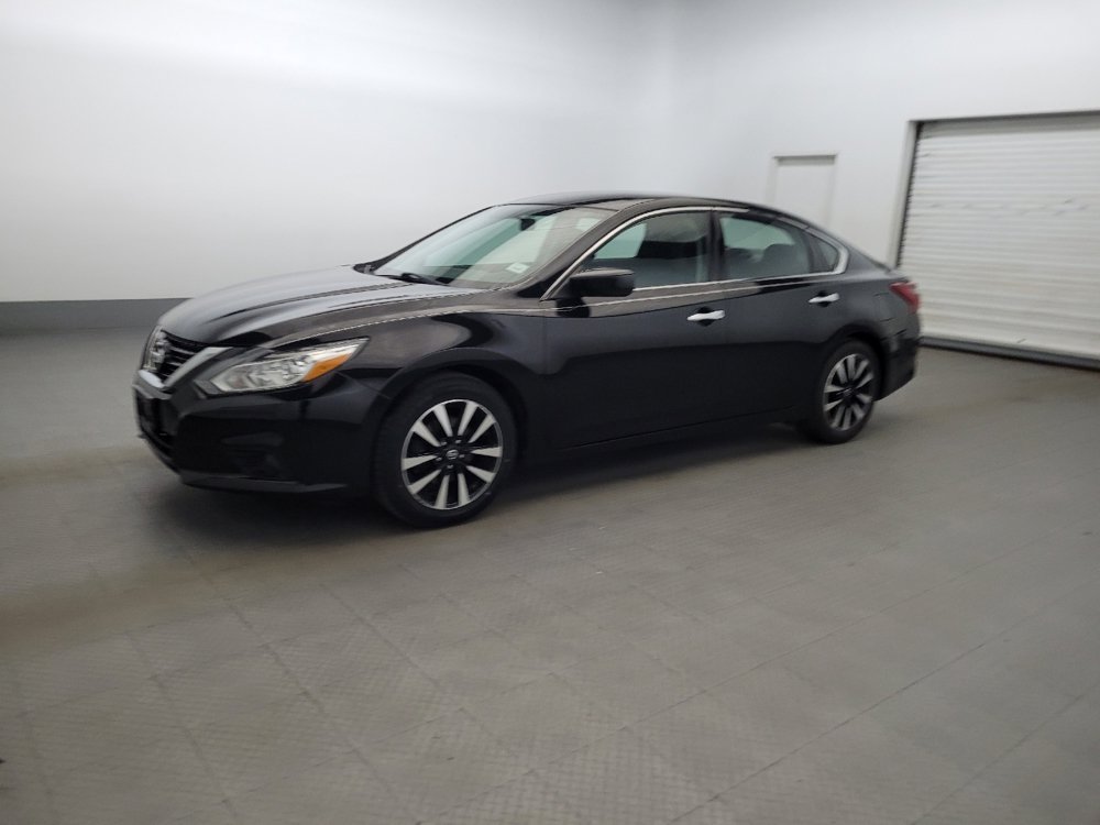 Used 2018 Nissan Altima 2.5 SV FWD image 2