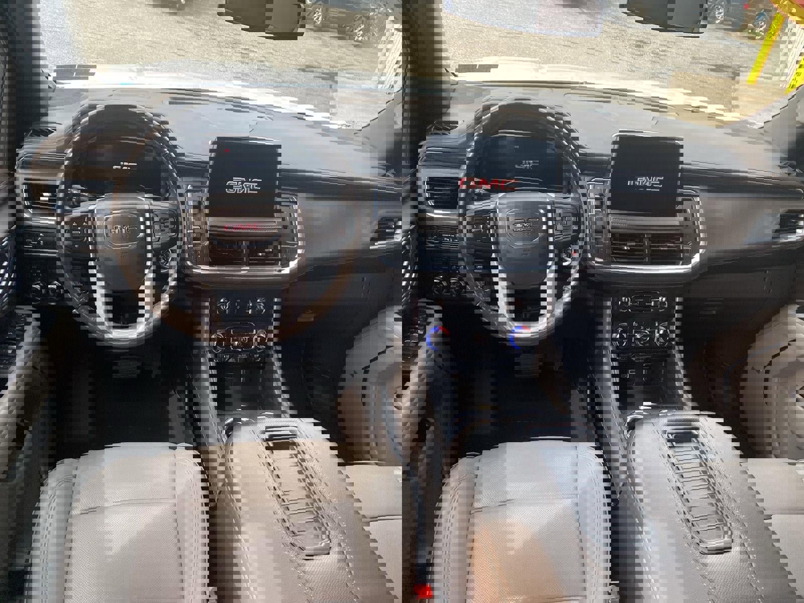 Certified 2022 GMC Yukon SLT w/ Max Trailering Package AWD/4WD image 30