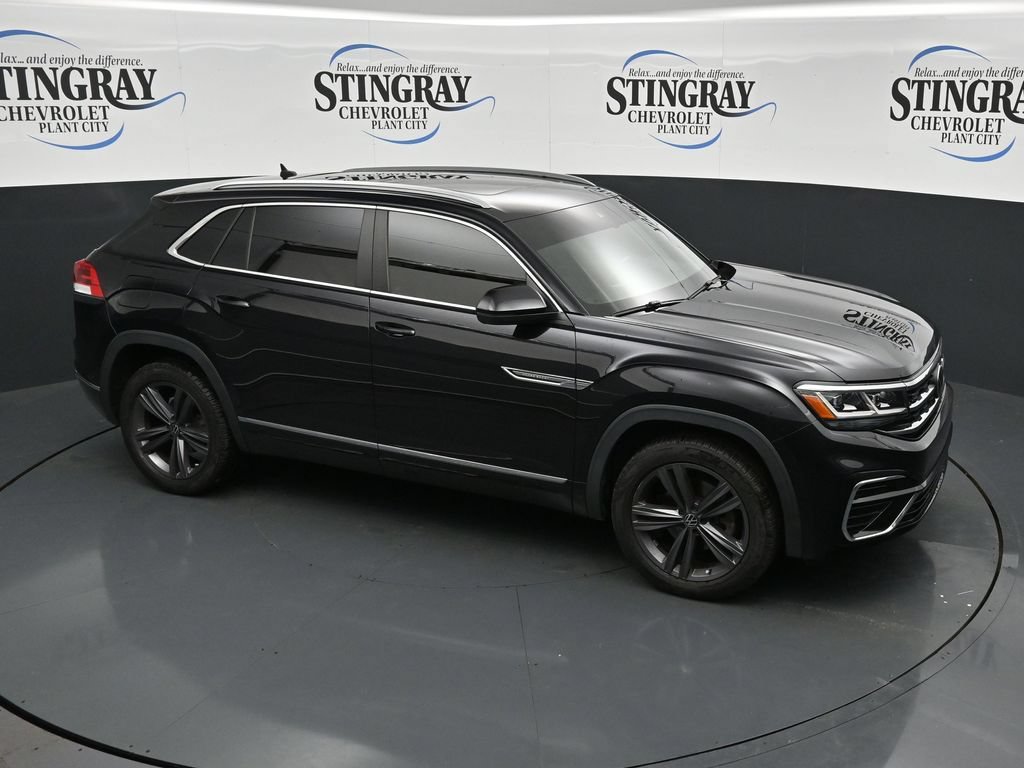Used 2022 Volkswagen Atlas Cross Sport SEL R-Line AWD/4WD image 18