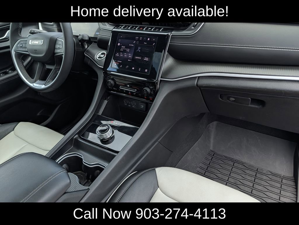 Used 2024 Jeep Grand Cherokee L Laredo RWD image 37