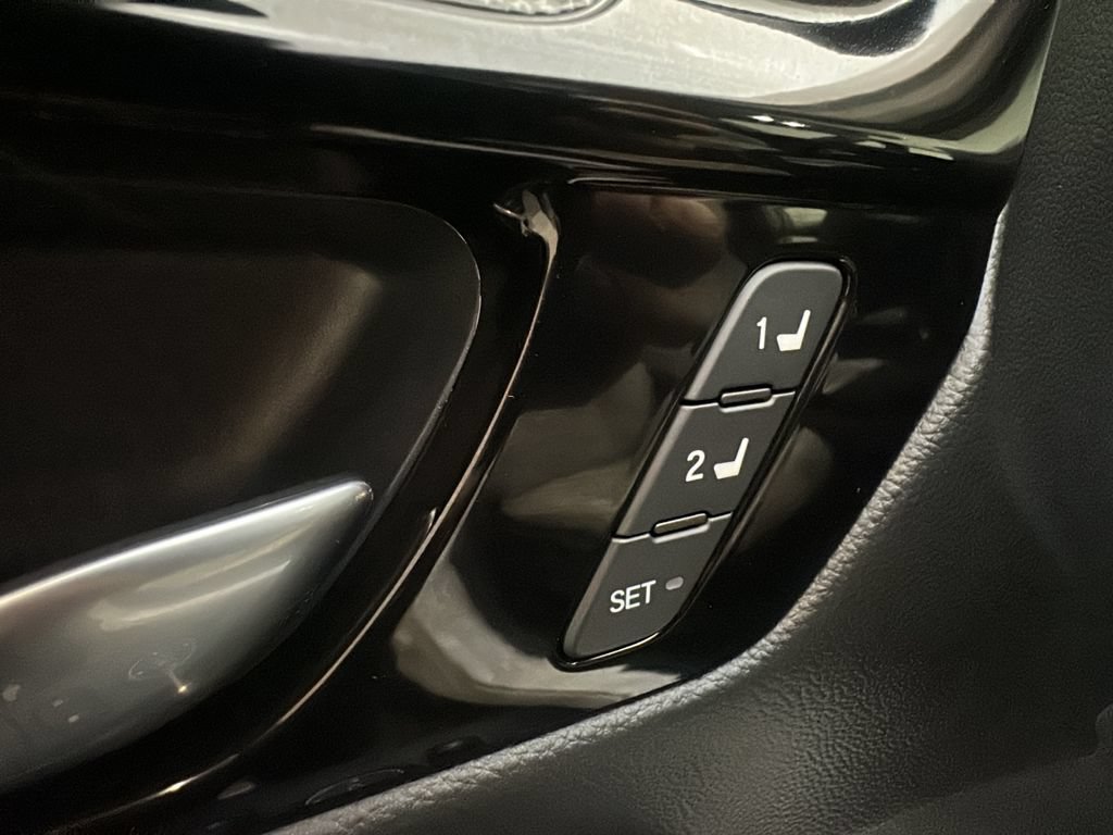 Certified 2024 Honda CR-V EX-L image 17