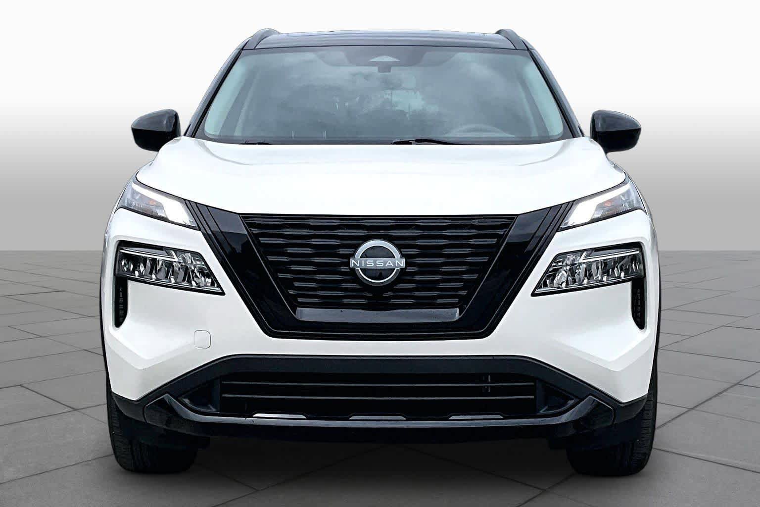 Used 2023 Nissan Rogue SV w/ SV Premium B Package AWD/4WD image 4