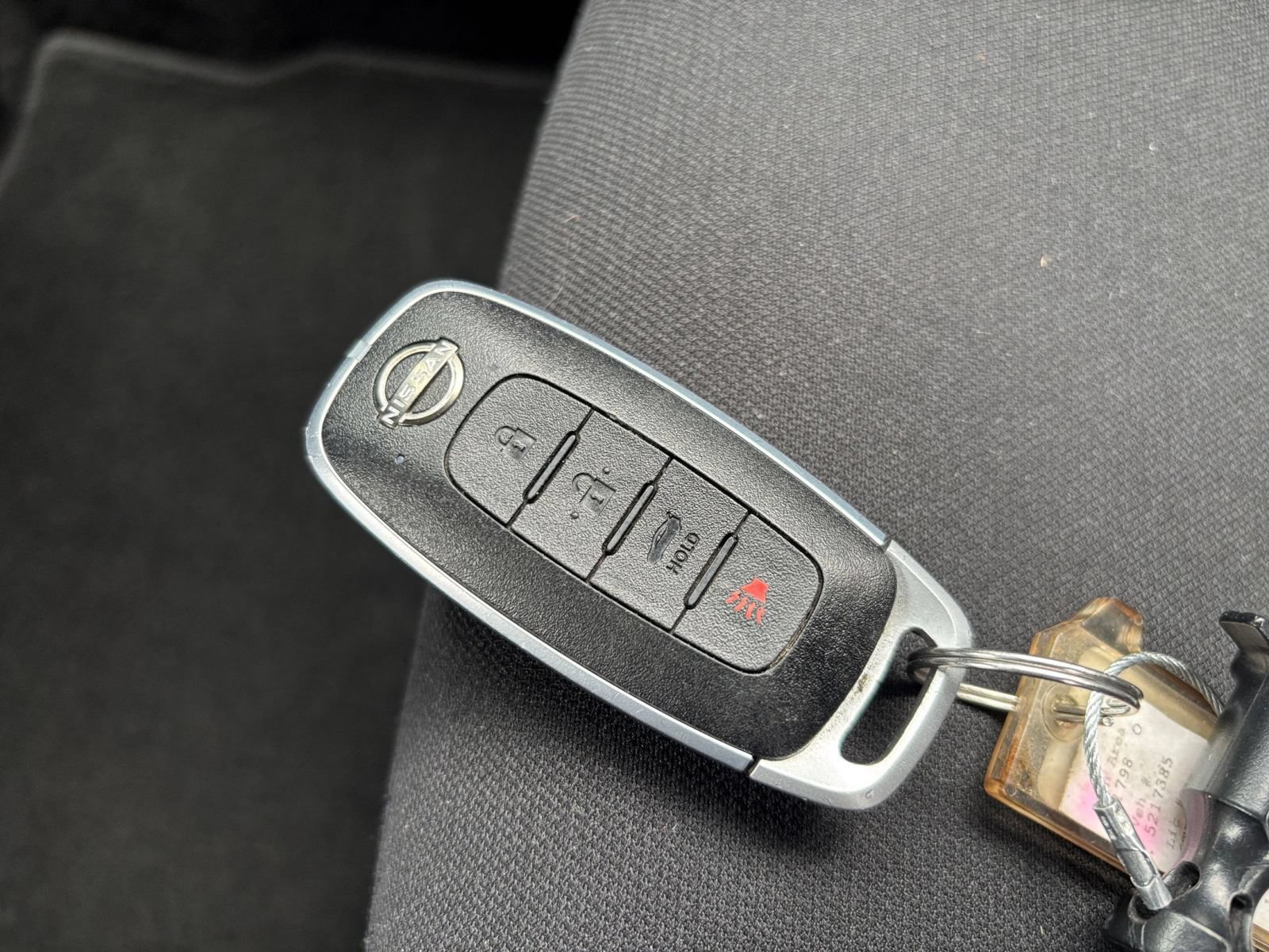 Used 2025 Nissan Sentra SV FWD image 18