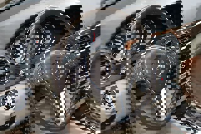 Used 2014 Mercedes-Benz C 300 4MATIC Sedan image 11