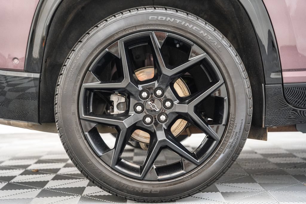 Used 2024 Chevrolet Traverse RS FWD image 20