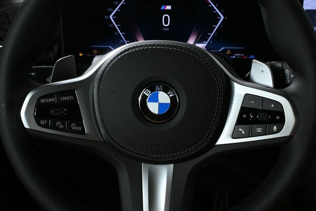 Used 2027 BMW X7 xDrive40i w/ M Sport Package AWD/4WD image 19