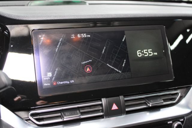 Used 2022 Kia Niro EX FWD image 19