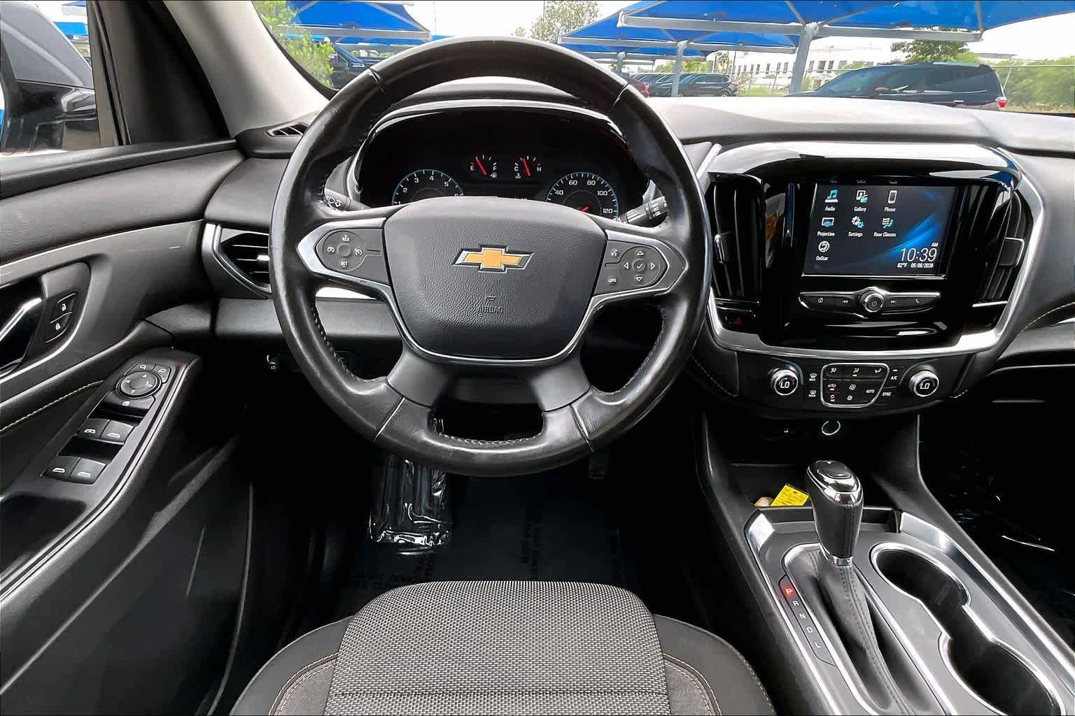 Used 2019 Chevrolet Traverse LT FWD image 6