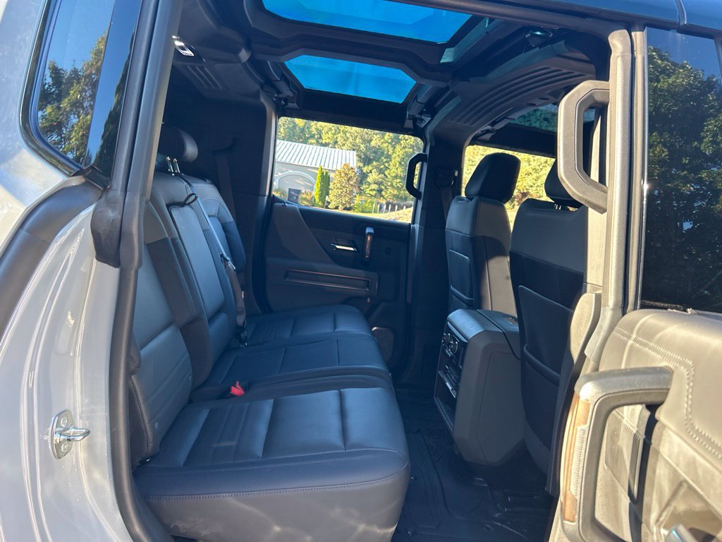 Used 2025 GMC Hummer EV 2X w/ LPO, Sport Package AWD/4WD image 55