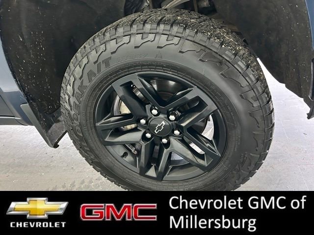 Used 2019 Chevrolet Silverado 1500 Custom Trail Boss w/ Custom Convenience Package AWD/4WD image 9
