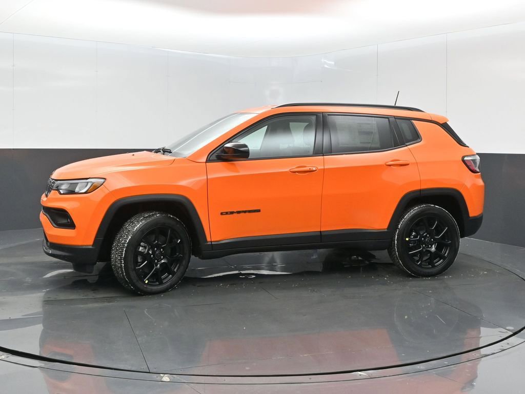 New 2026 Jeep Compass Latitude image 4