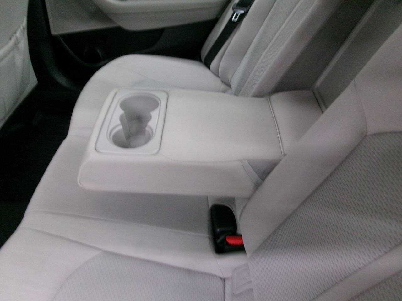 Used 2017 Hyundai Sonata SE FWD image 21