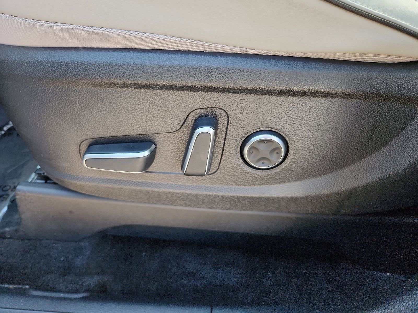 New 2024 Hyundai Palisade SEL w/ Premium Package image 15