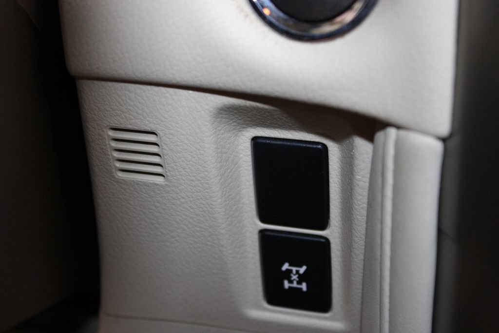 Used 2014 Lexus GX 460 w/ Premium Package AWD/4WD image 45