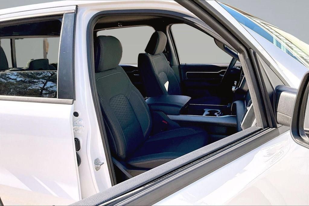 Used 2025 RAM 1500 Lone Star image 7