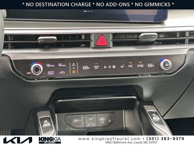 Used 2025 Kia Sorento EX AWD/4WD image 5