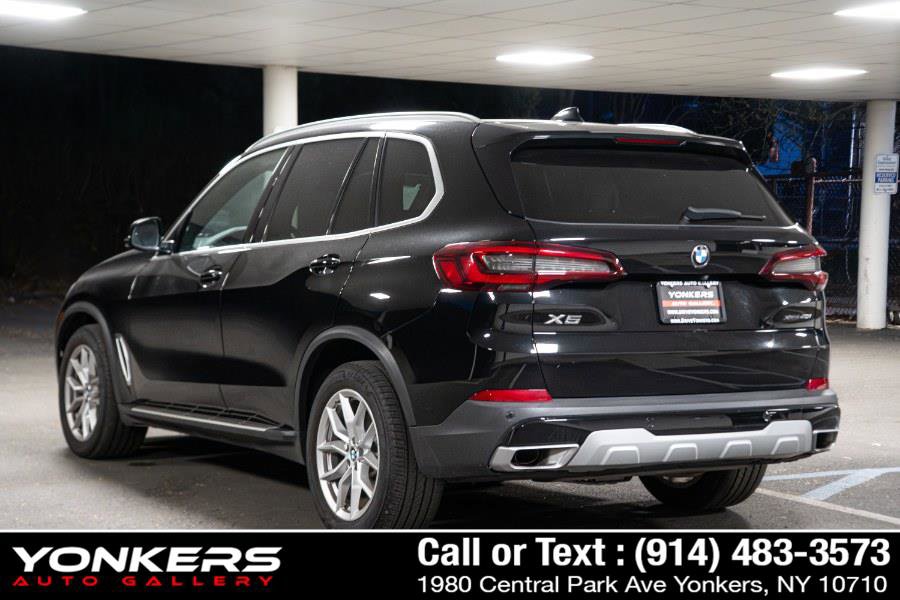 Used 2023 BMW X5 xDrive40i w/ Premium Package image 42