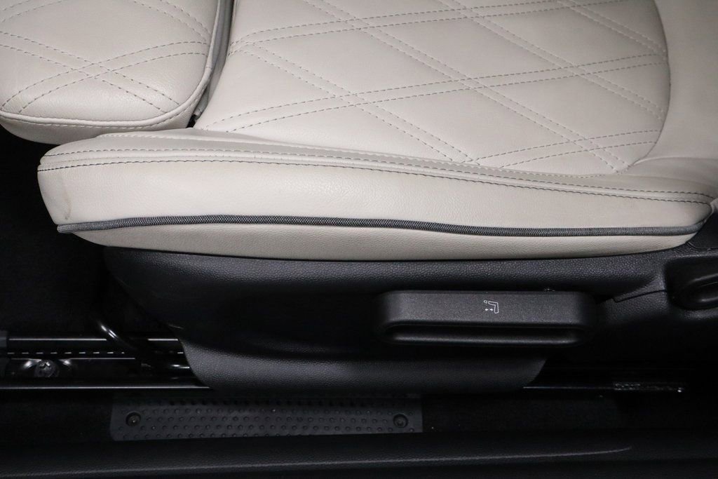 Used 2023 MINI Cooper S image 25