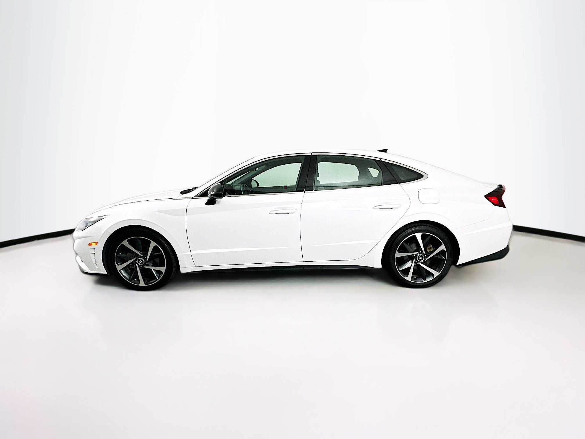 Used 2021 Hyundai Sonata SEL Plus FWD image 4