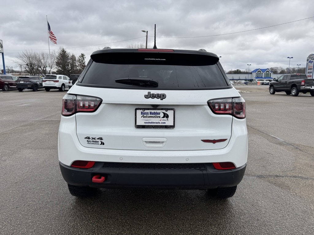 Used 2024 Jeep Compass Trailhawk w/ Sun and Sound Group image 4