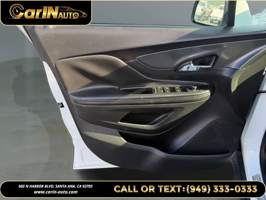 Used 2020 Buick Encore Preferred FWD image 18
