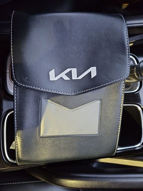 Used 2025 Kia Telluride S image 58