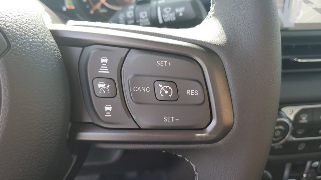 New 2026 Jeep Wrangler Unlimited Rubicon w/ Safety Group image 31