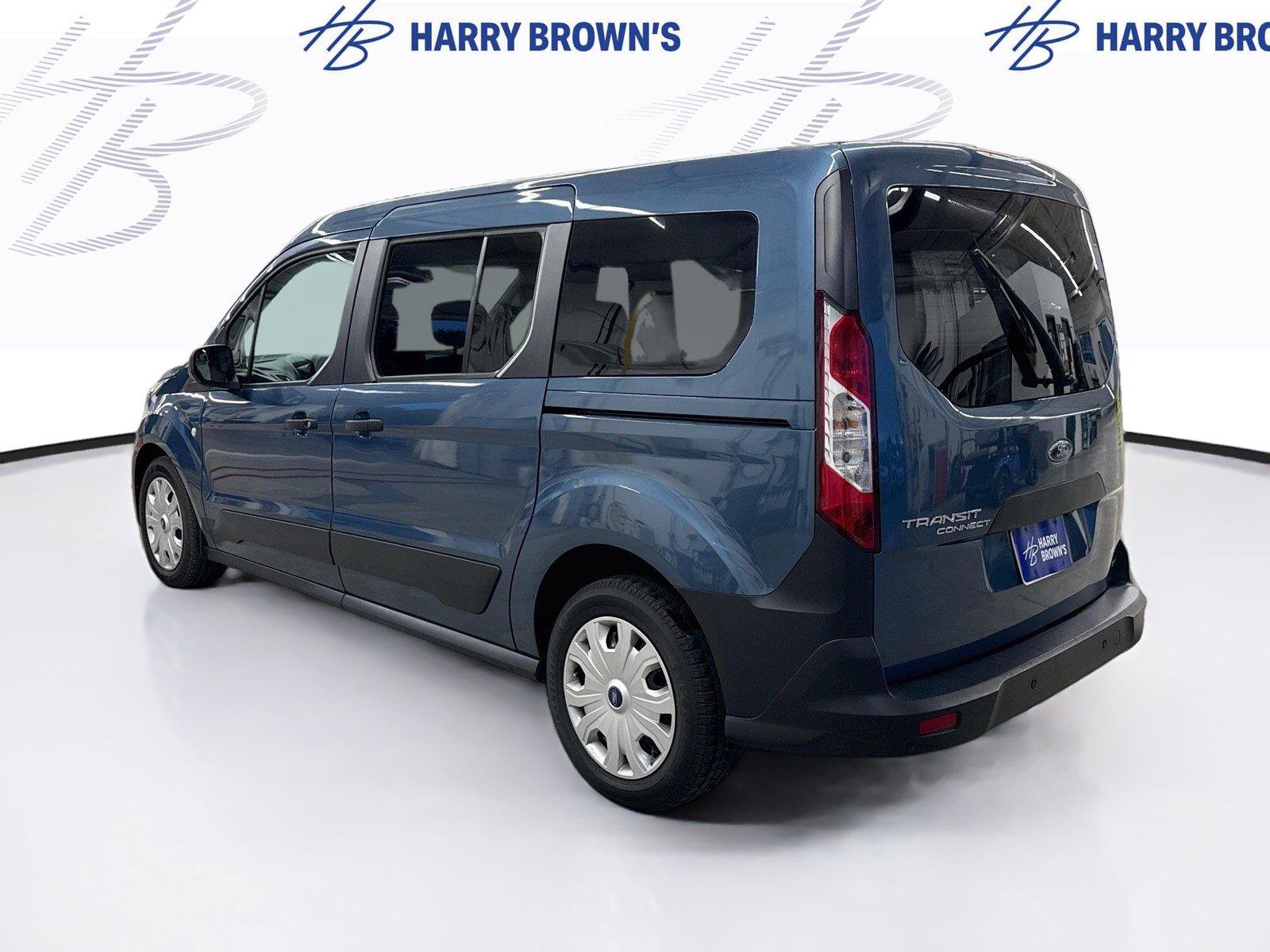Used 2023 Ford Transit Connect XL FWD image 2