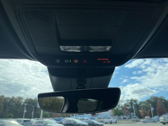 New 2026 Chevrolet Traverse LT w/ Driver Confidence Package image 32