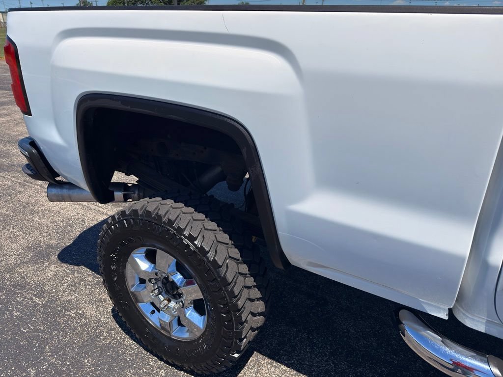 Used 2016 GMC Sierra 2500 SLT w/ Suspension Package, Off-Road AWD/4WD image 11