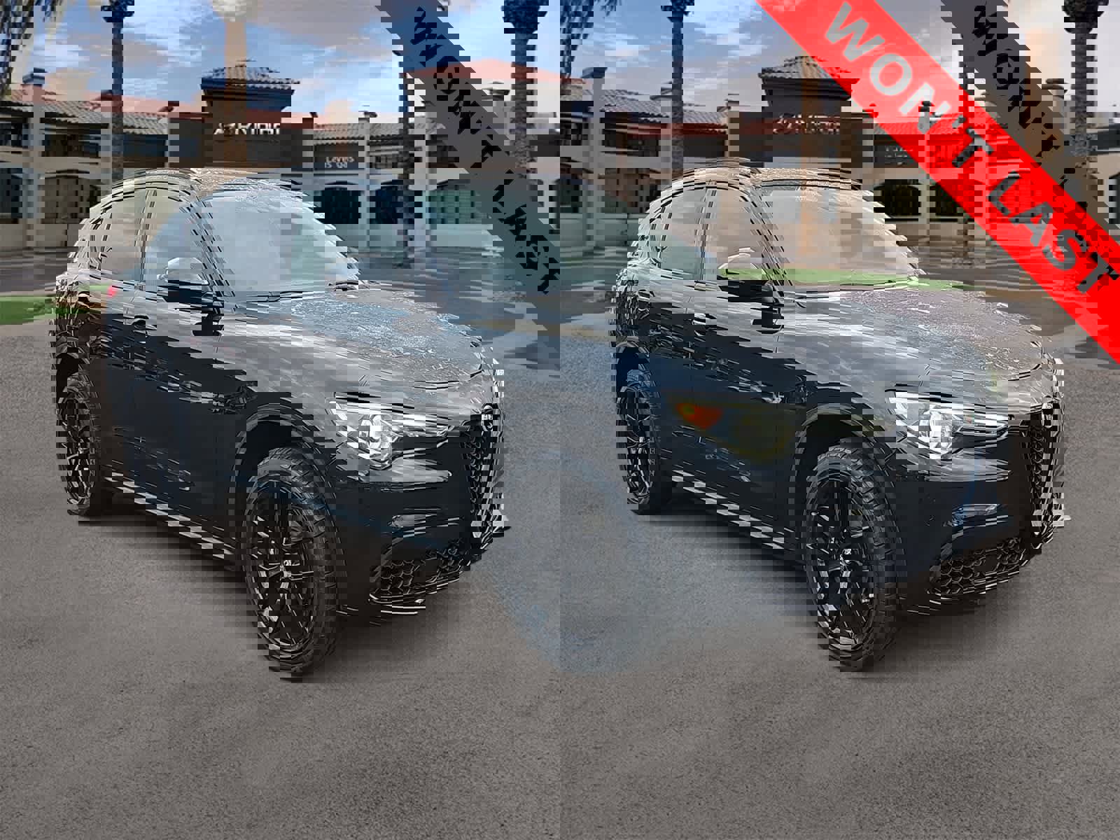 Used 2019 Alfa Romeo Stelvio w/ Nero Edizione image 2